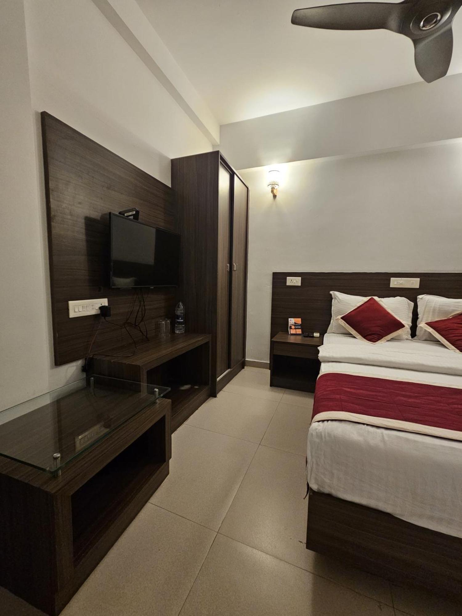 Four Squares Inn, Technopark Phase 3 Thiruvananthapuram Exterior foto